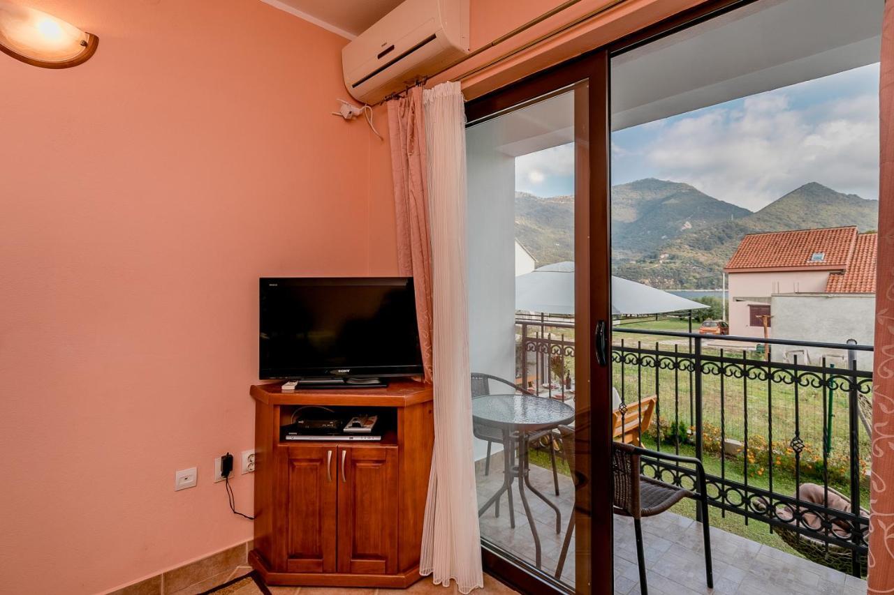 Apartments Gudelj Kamenari Εξωτερικό φωτογραφία