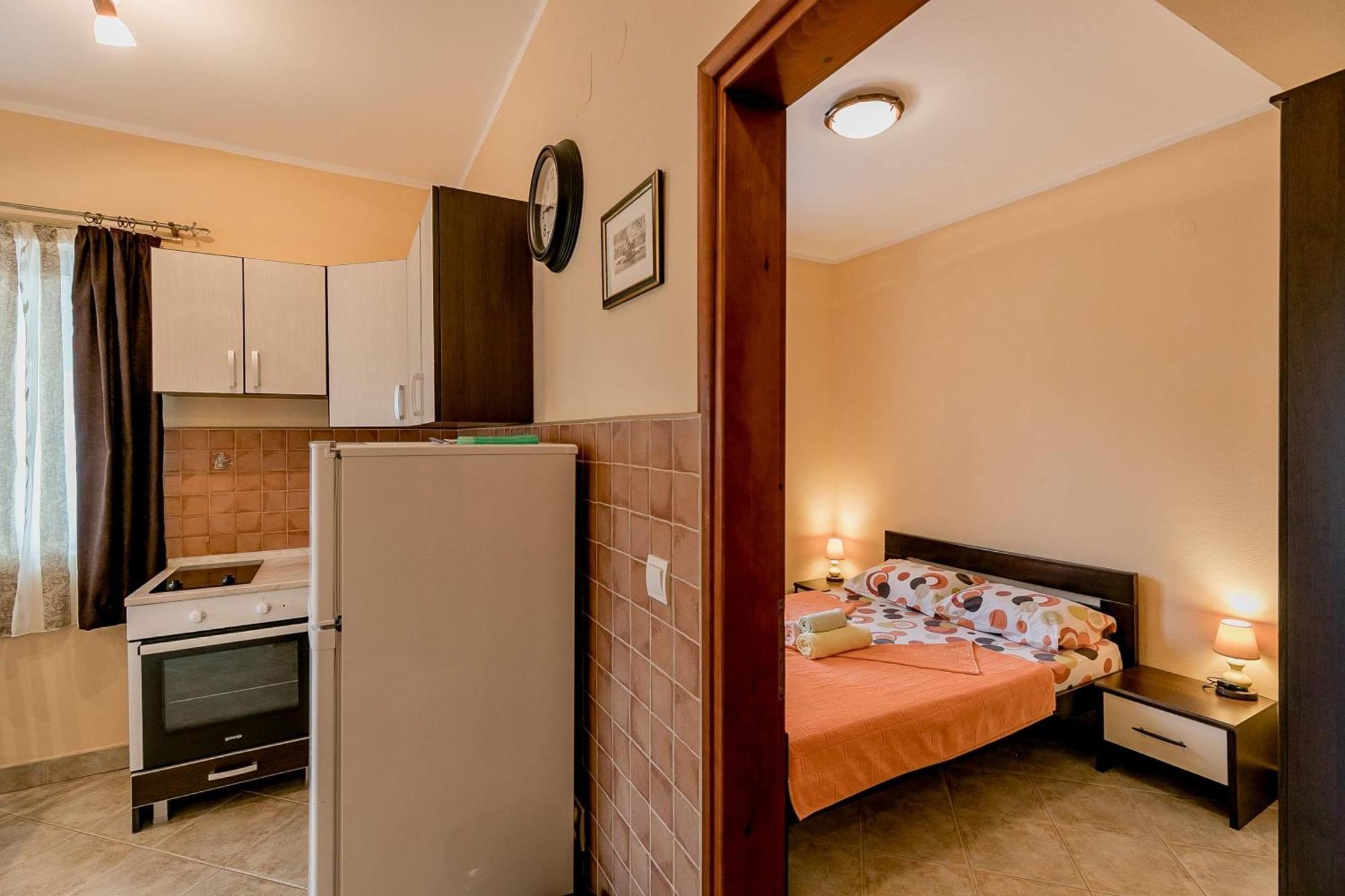 Apartments Gudelj Kamenari Εξωτερικό φωτογραφία