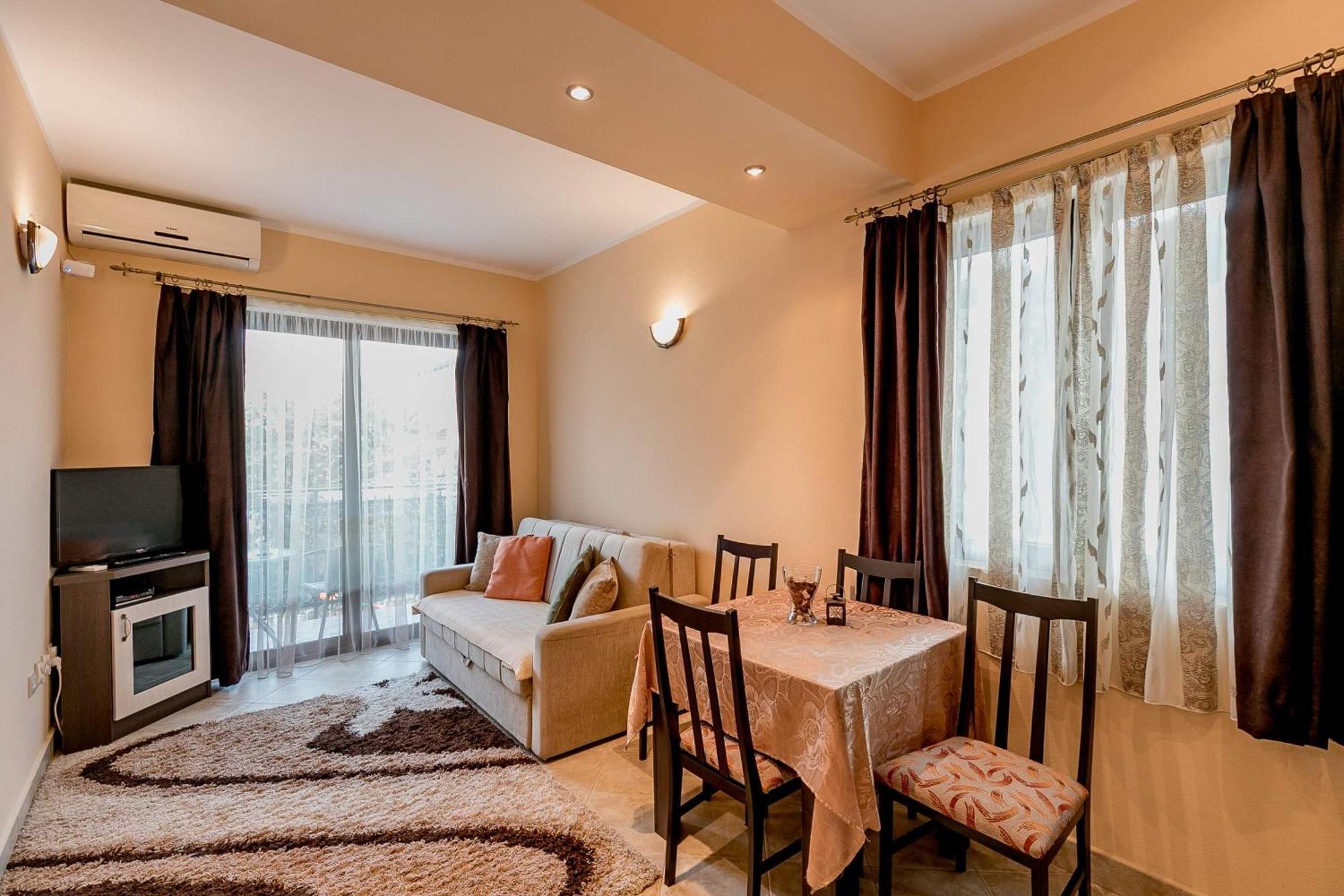 Apartments Gudelj Kamenari Εξωτερικό φωτογραφία