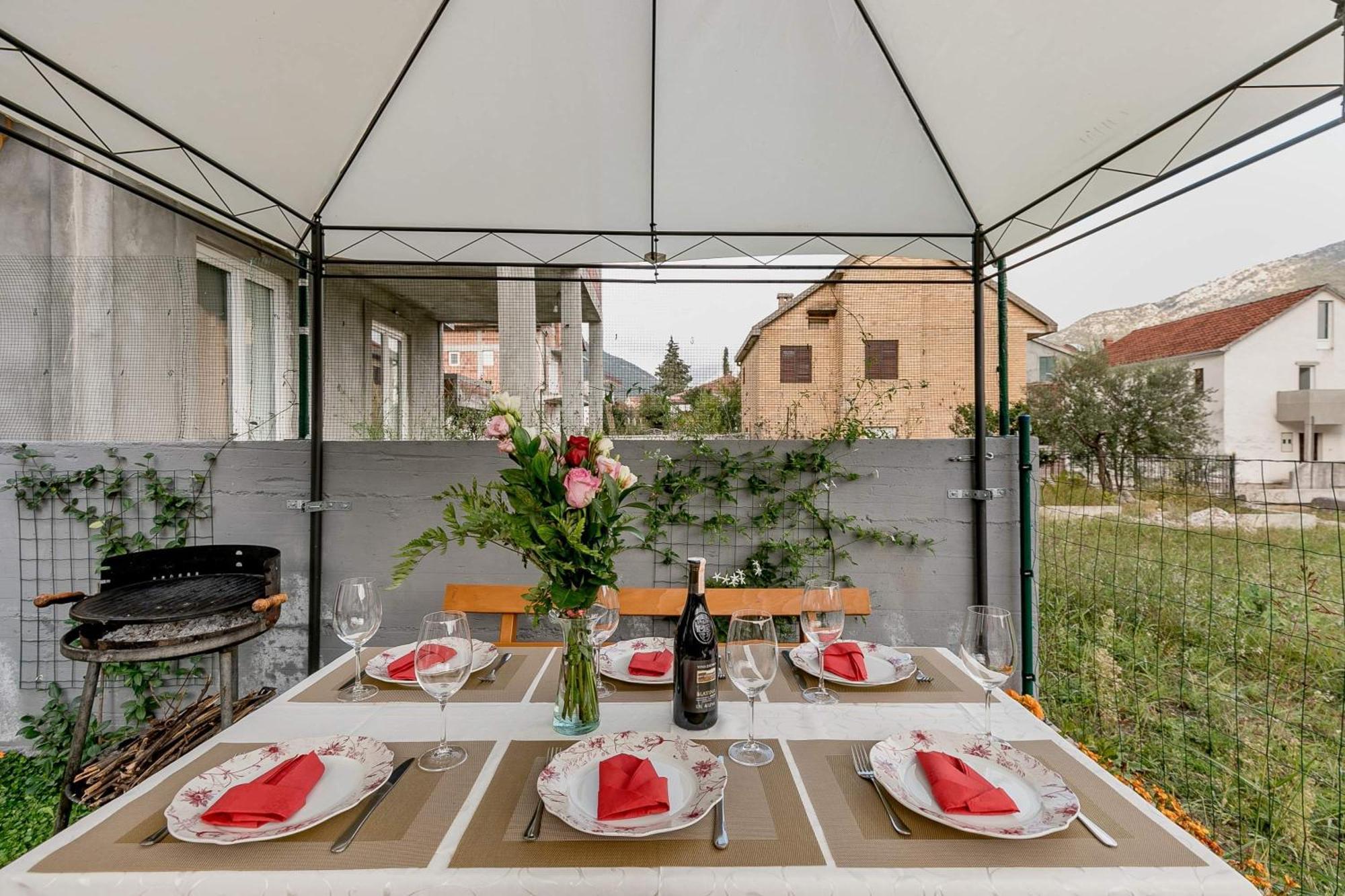 Apartments Gudelj Kamenari Εξωτερικό φωτογραφία