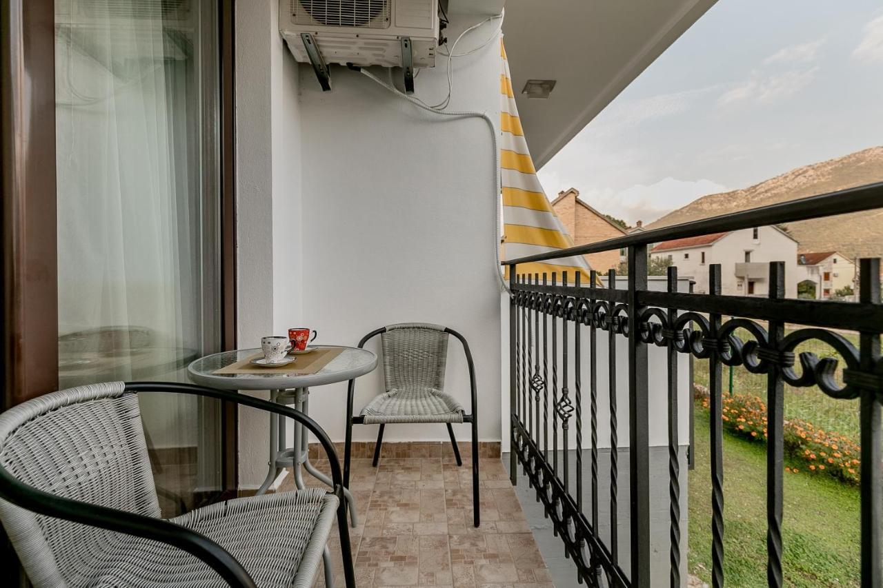 Apartments Gudelj Kamenari Εξωτερικό φωτογραφία
